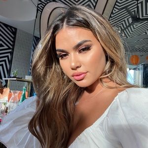 Meet your Posher, Ashleigh